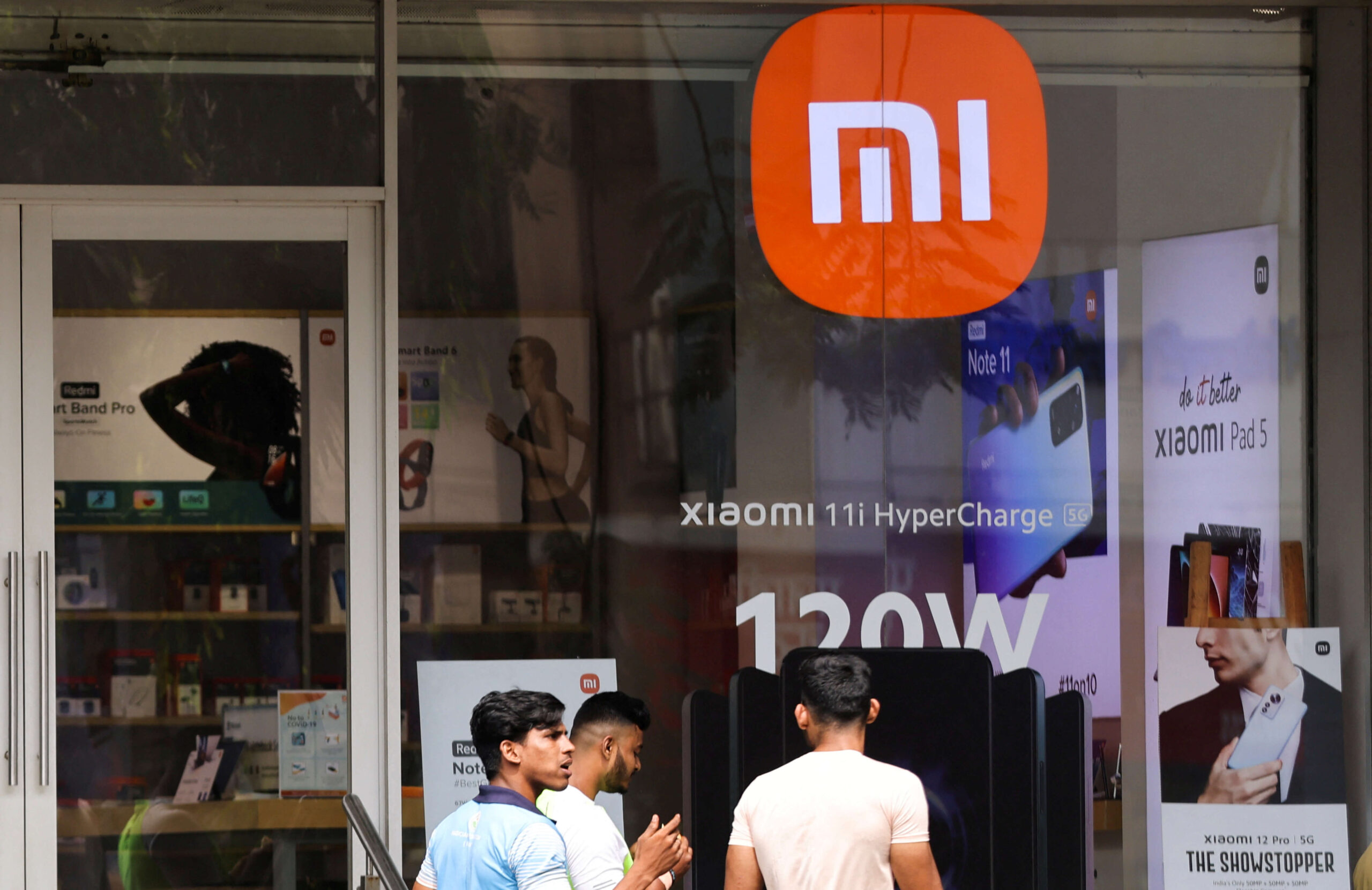China’s Xiaomi bets bigger on India retail stores amid Samsung rivalry