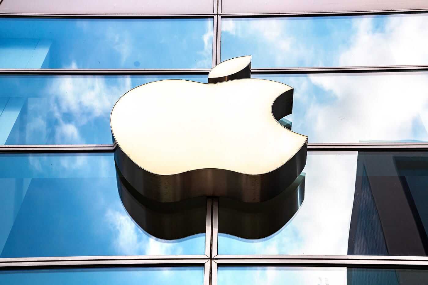 Apple’s Ambitious Dive into AI: Pursuing News Content Integration Amid Talks with Publishers