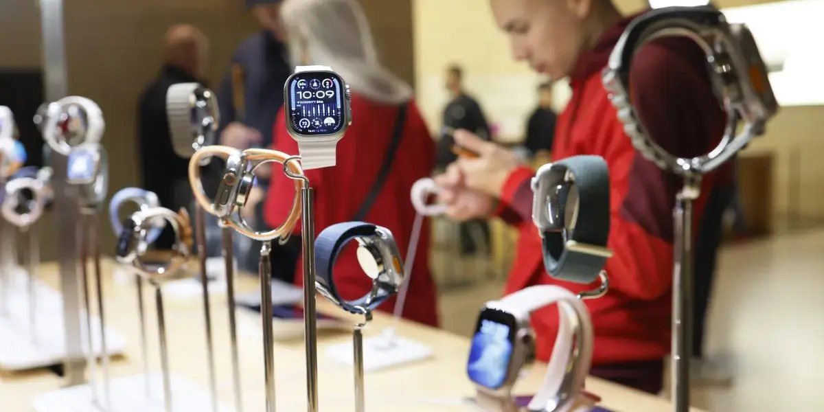 US Appeals Court Temporarily Halts Apple Watch Ban, Allowing Resumption of Sales