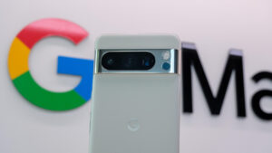 google-pixel-8-pro-camera-bar-with-google-logo techturning.com