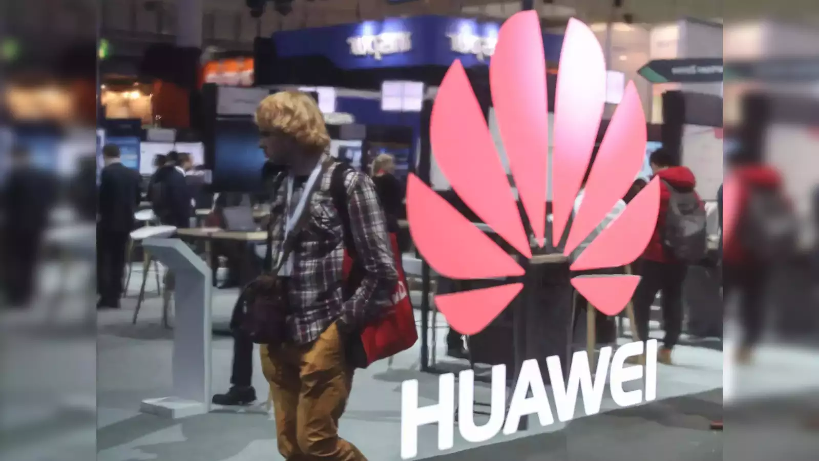 Huawei’s Projections: 9% Revenue Growth Amid Smartphone Surge