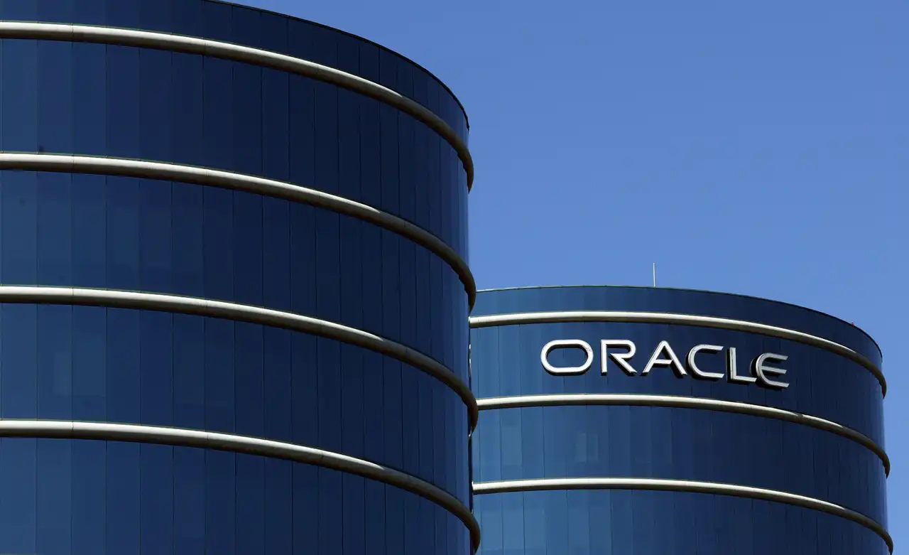 Oracle’s Q3 Revenue Projections Falter Due to Cloud Spending Slump, Shares Plunge
