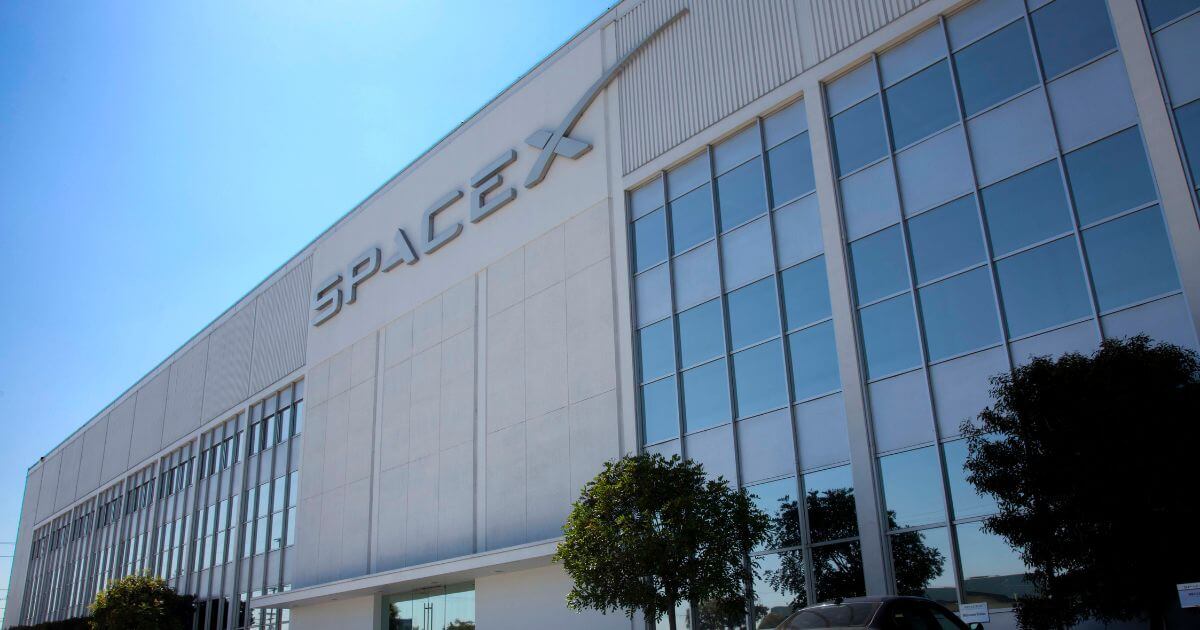 SpaceX in the Hot Seat: Former Employees Sue Over Alleged Fired for Criticism