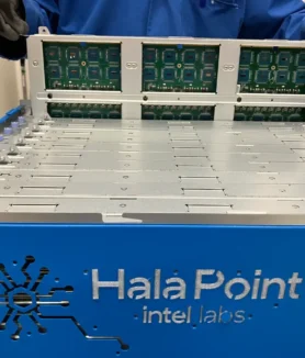 intel-2024-hala-point-case-lifting-up techturning.com
